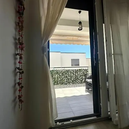 Apartment Cozy - White Rocks Drymades Gjilek